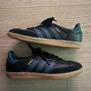 Women’s adidas Samba Sneaker
 
BLACK/ ARCTIC NIGHT/ GUM 3, Size 9 M